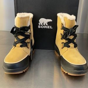 SOREL boots. New in box!